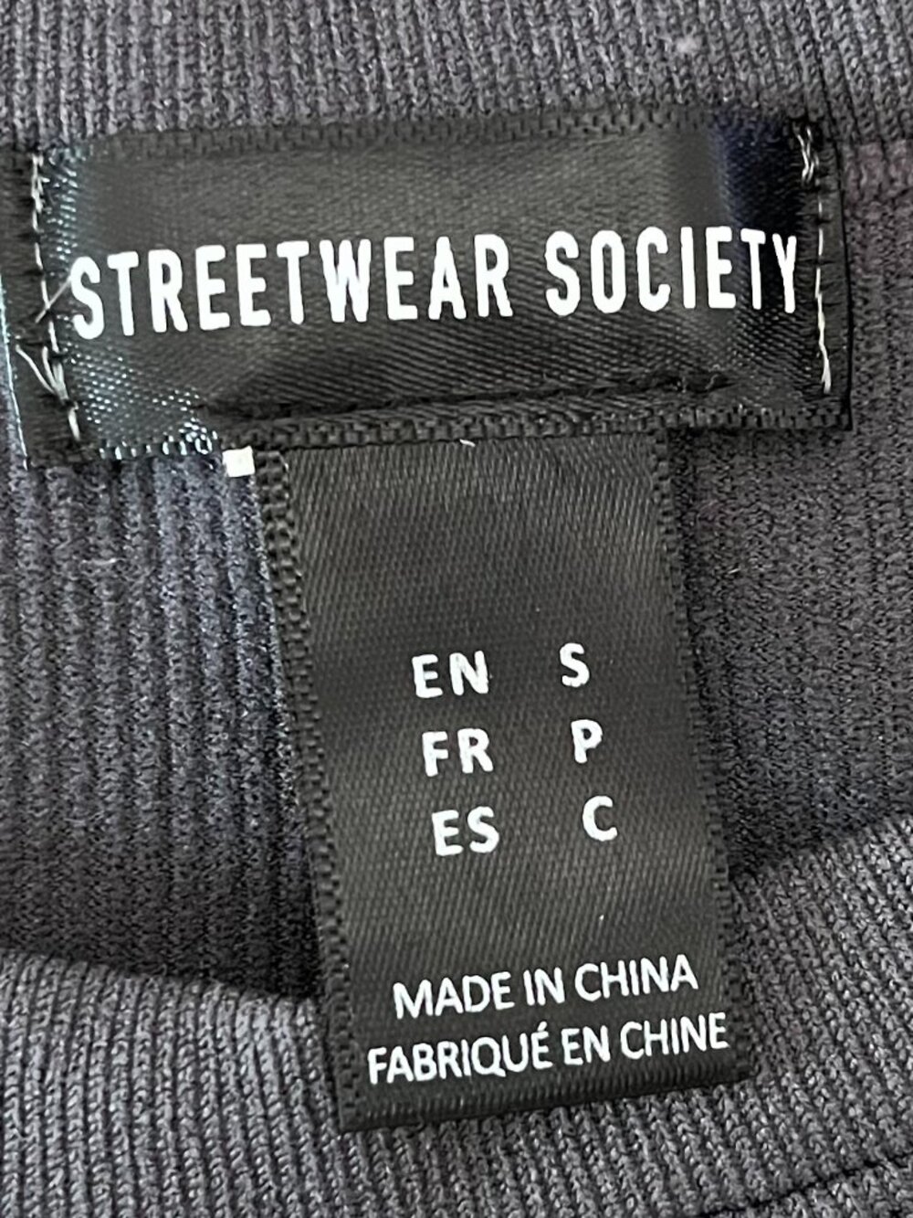BUNDLE Cropped Tank Tops - Picture 10 of 11